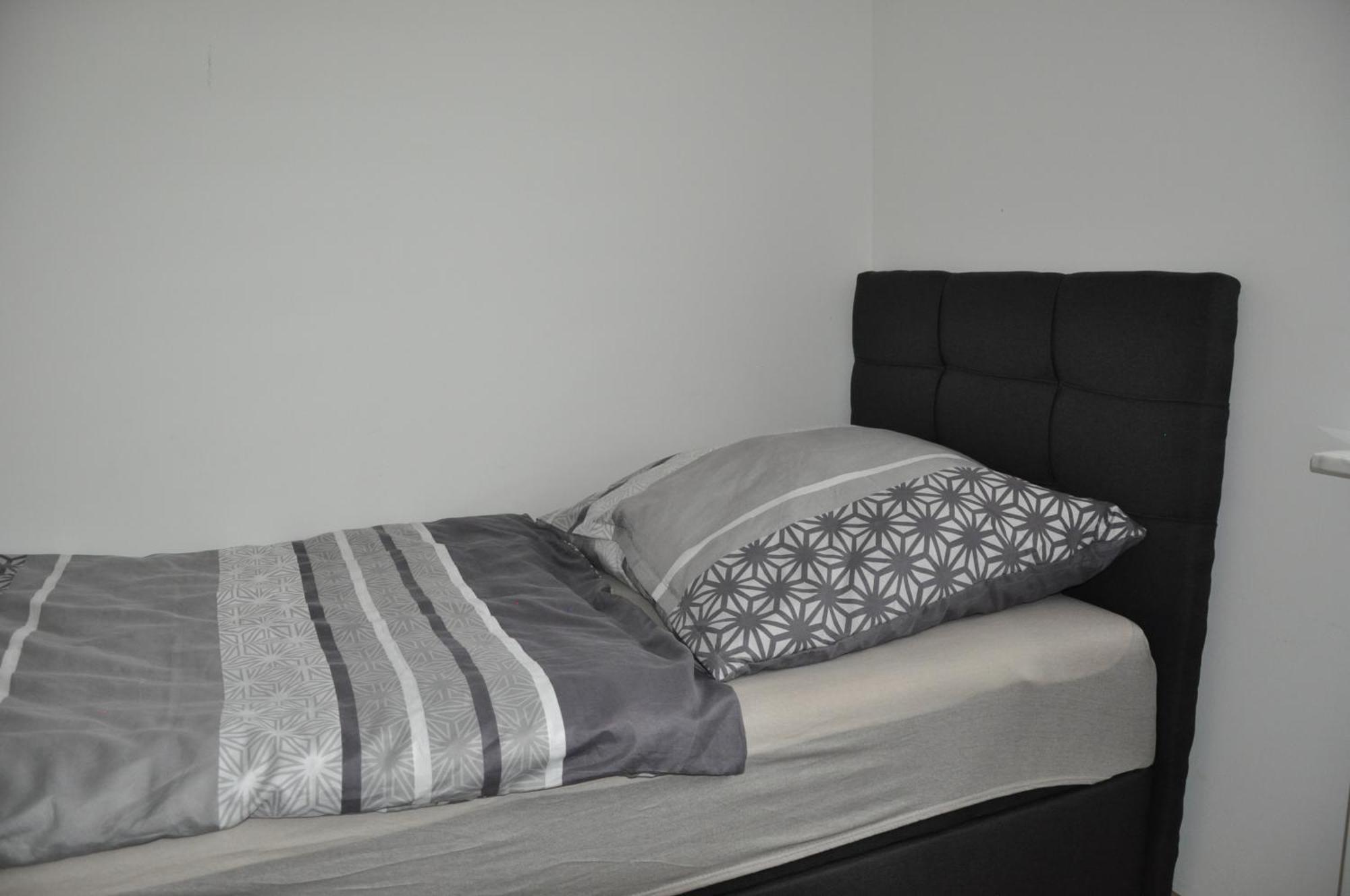 Ferienwohnung "Julka" Kostenloses W-Lan Giebelstadt Buitenkant foto